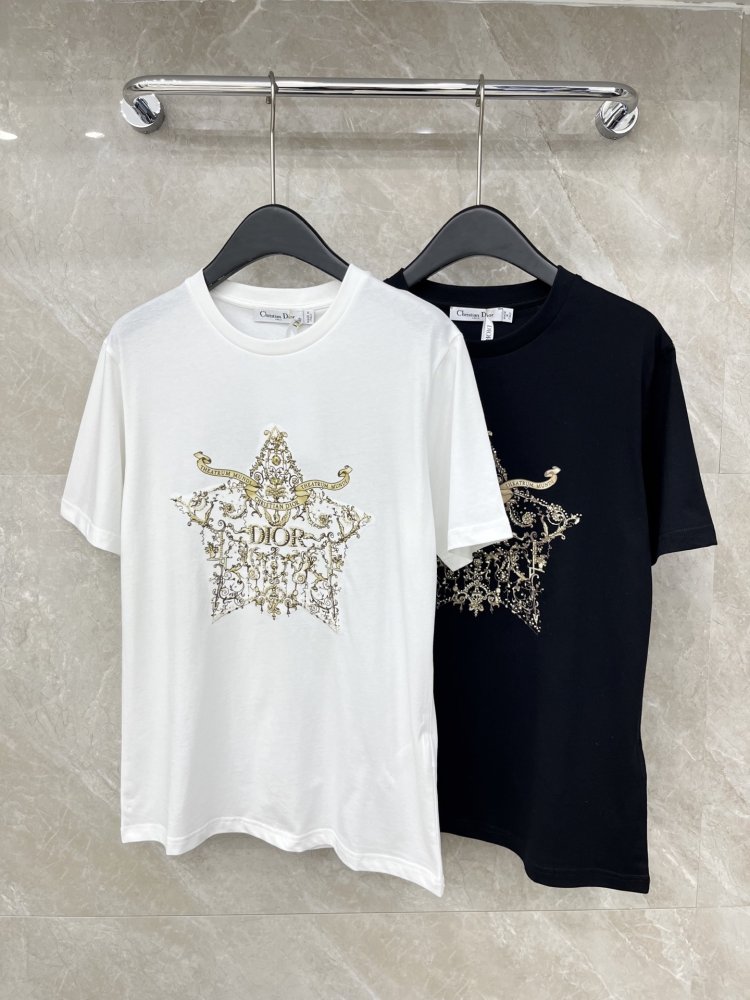 T-shirt women's фото 3