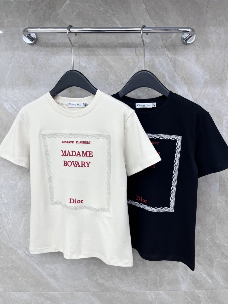 T-shirt women's фото 3