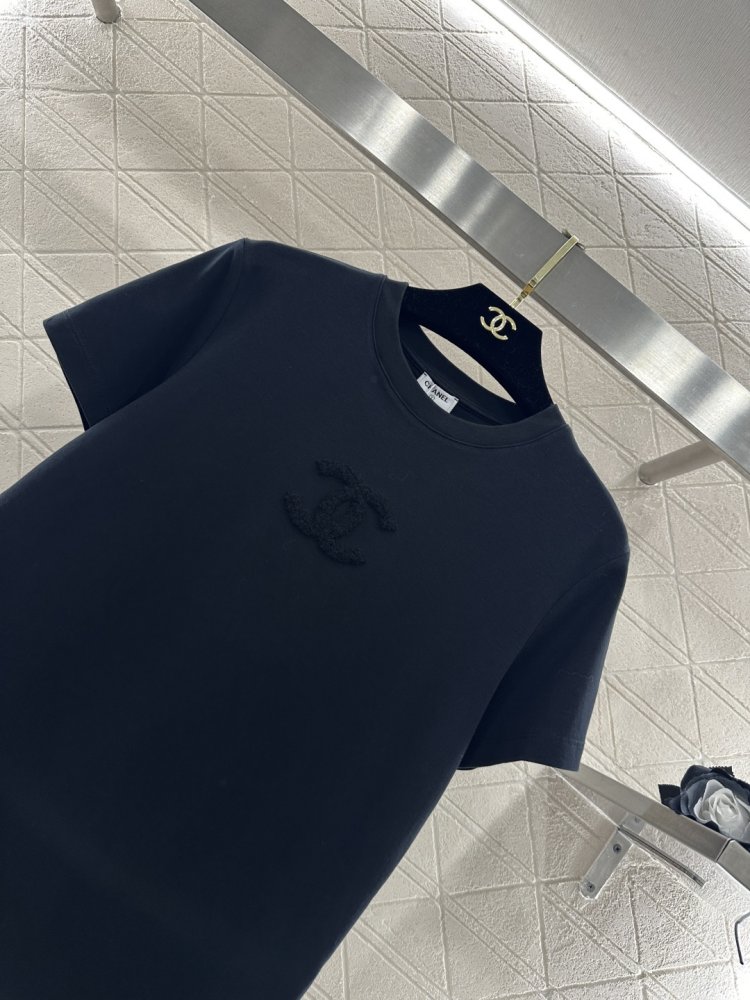 Футболка женская фото 3