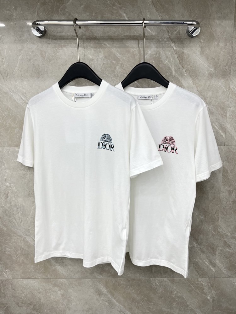 Футболка жіноча фото 3