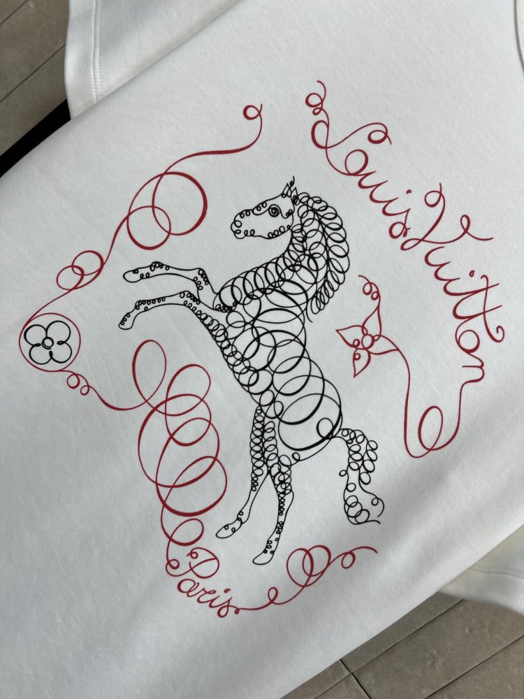 Футболка женская фото 3