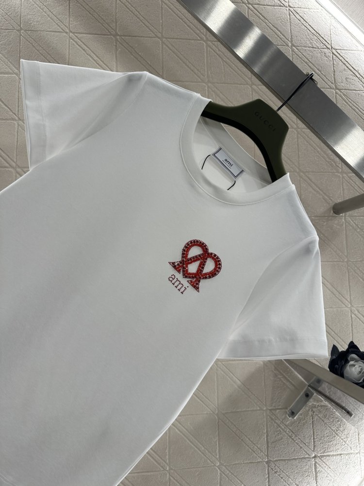 T-shirt women's фото 3