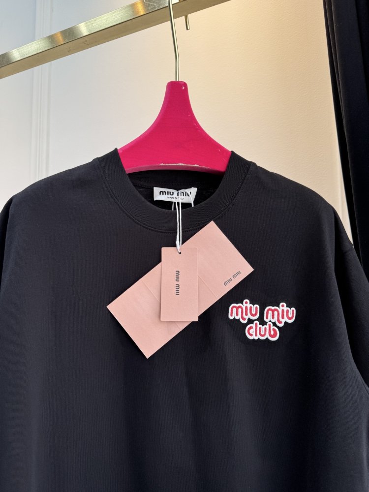 Футболка женская фото 3