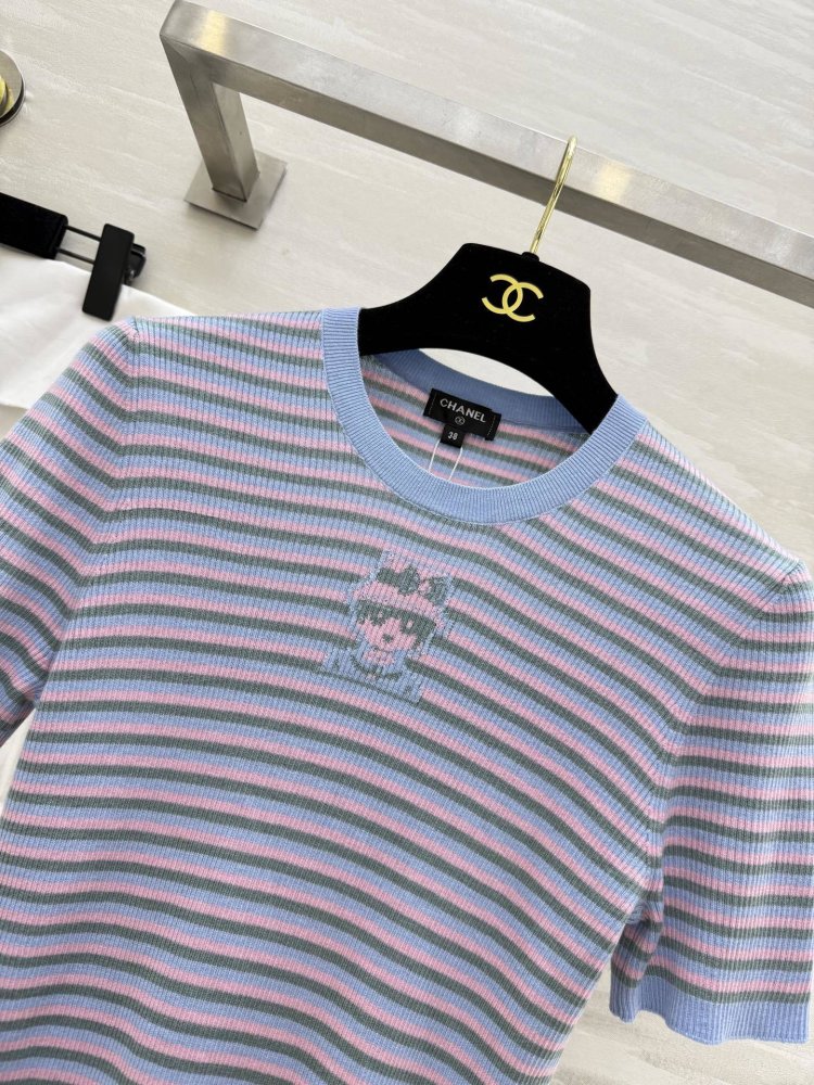 Футболка жіноча фото 4