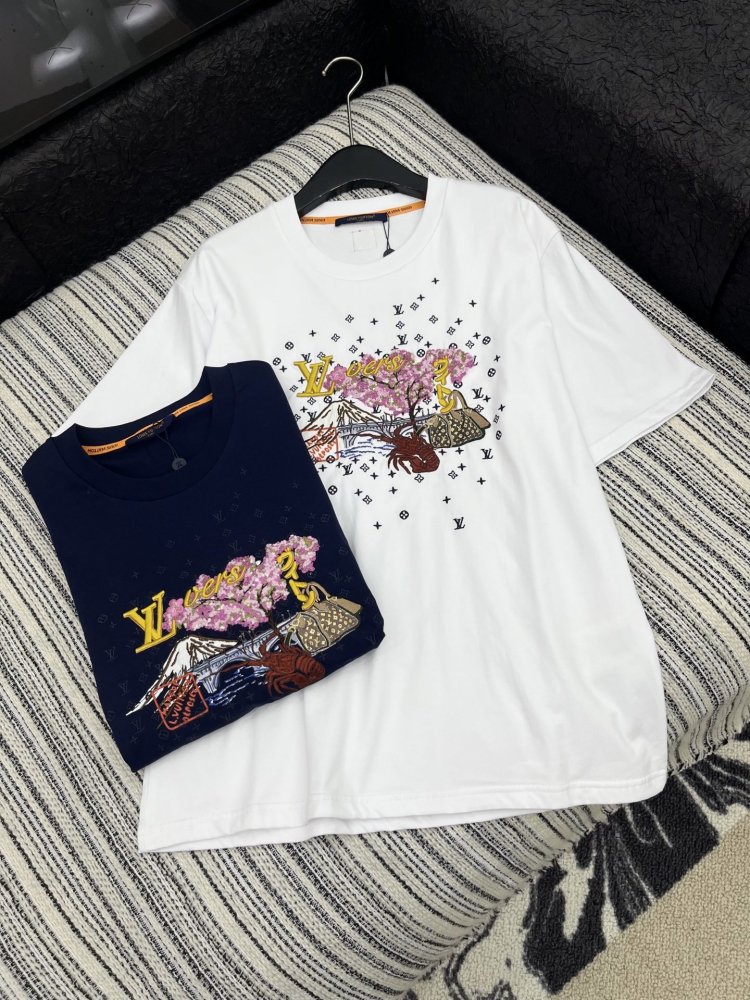 Футболка жіноча фото 4