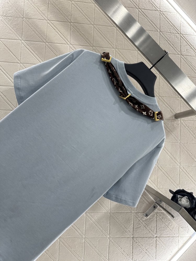 Футболка жіноча фото 4