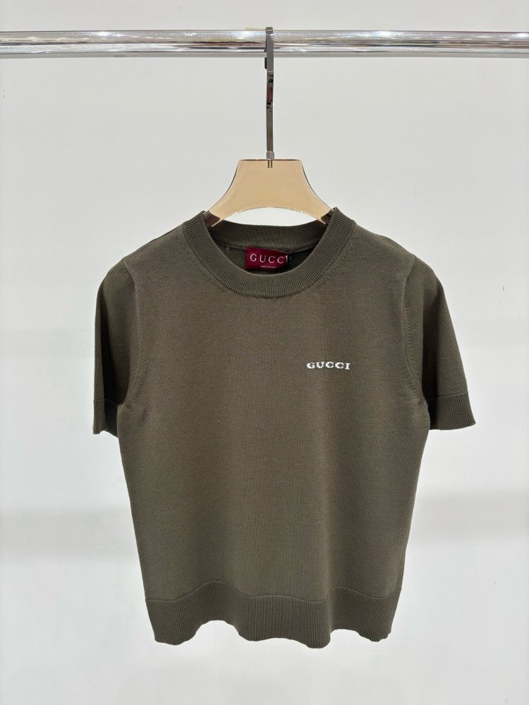 T-shirt women's фото 4