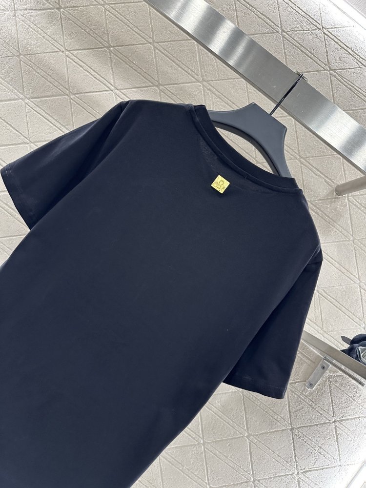 Футболка жіноча фото 4