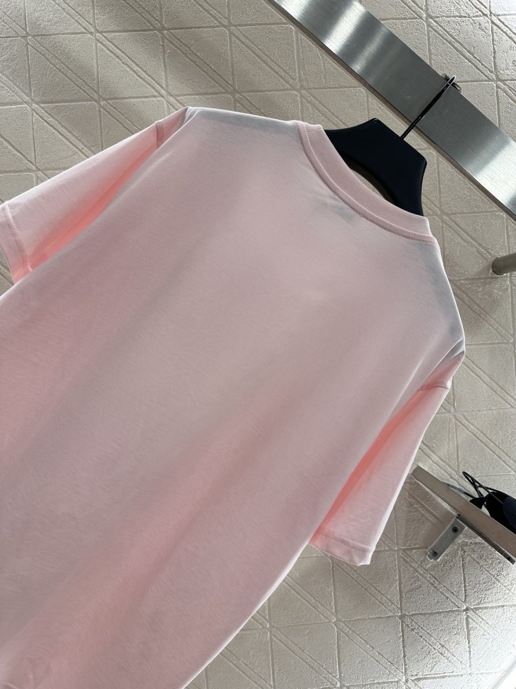 T-shirt women's фото 4