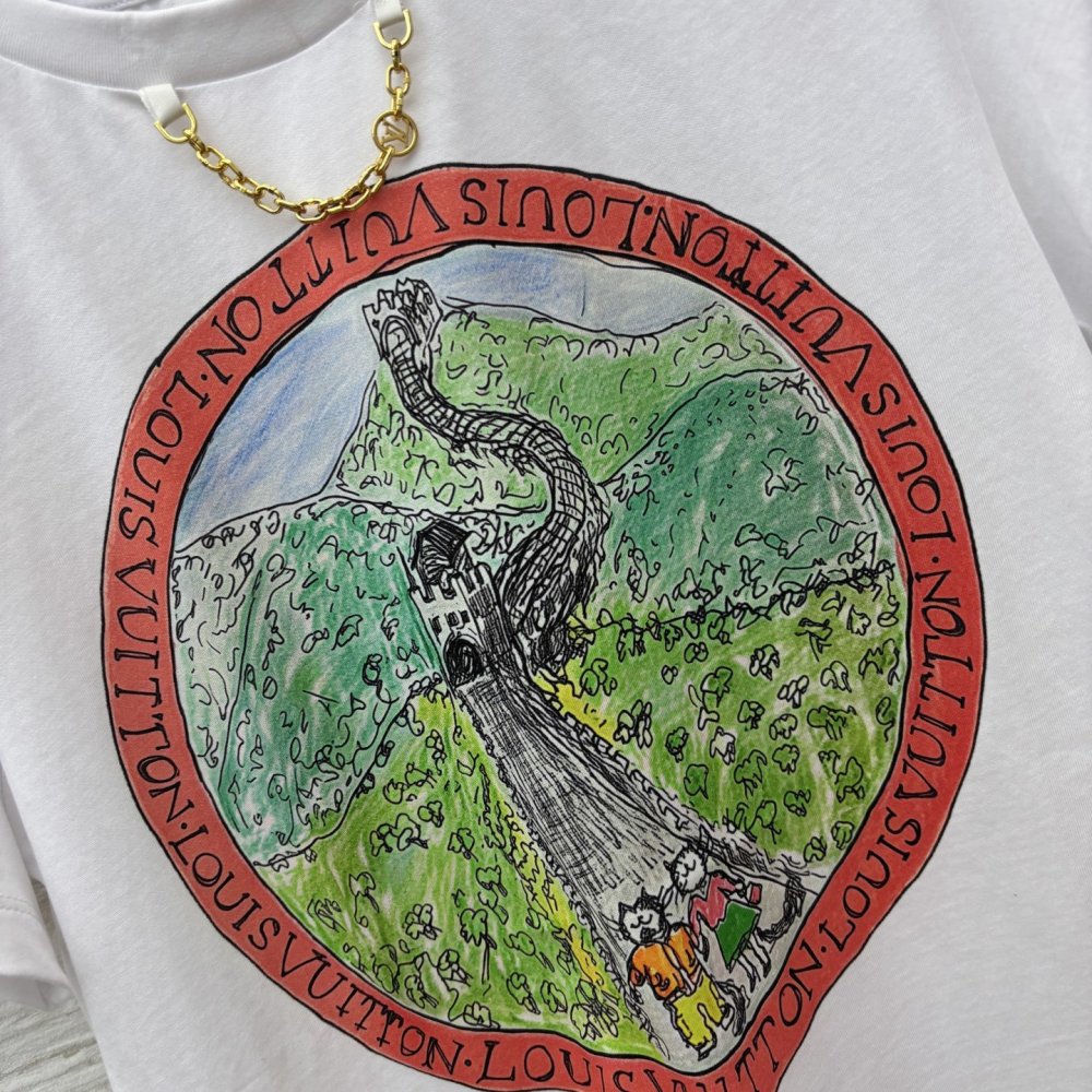 T-shirt women's фото 4