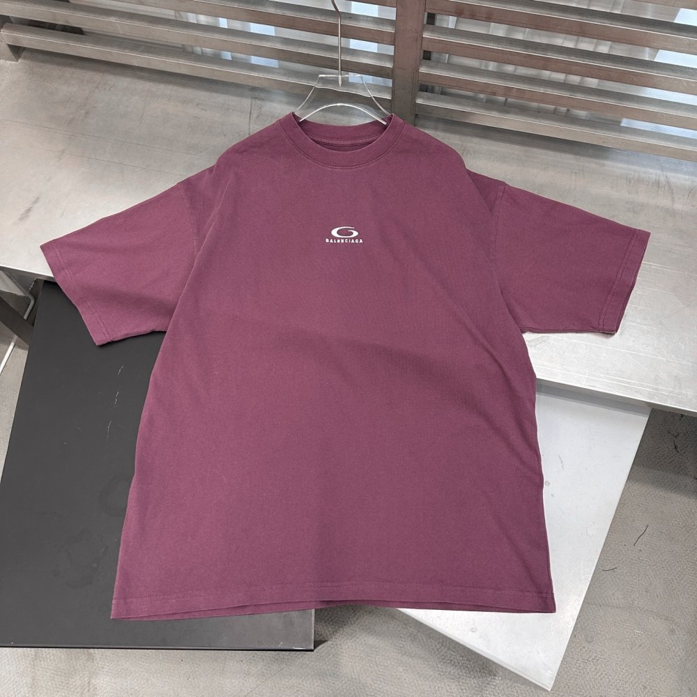 T-shirt women's фото 4