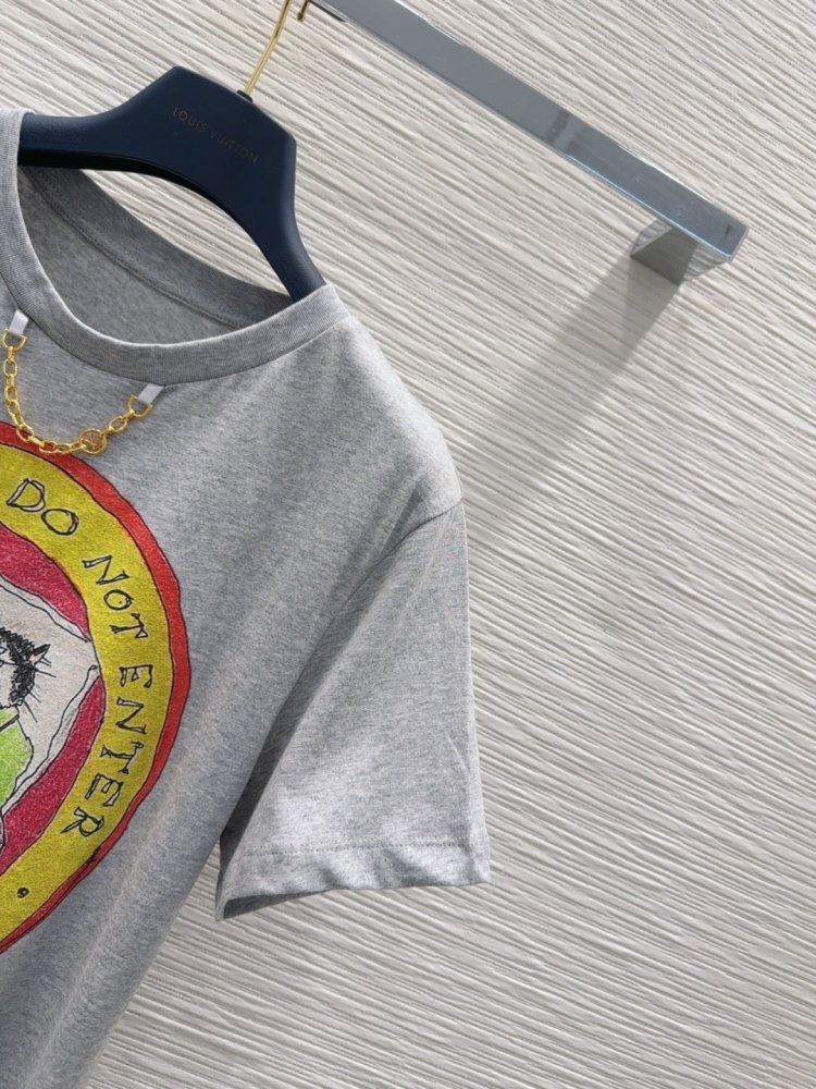 T-shirt women's фото 4