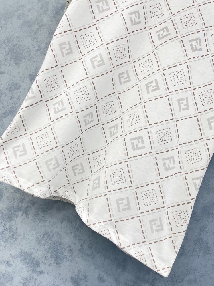 Футболка женская фото 4