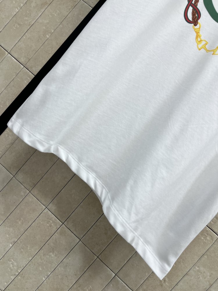 T-shirt women's фото 4