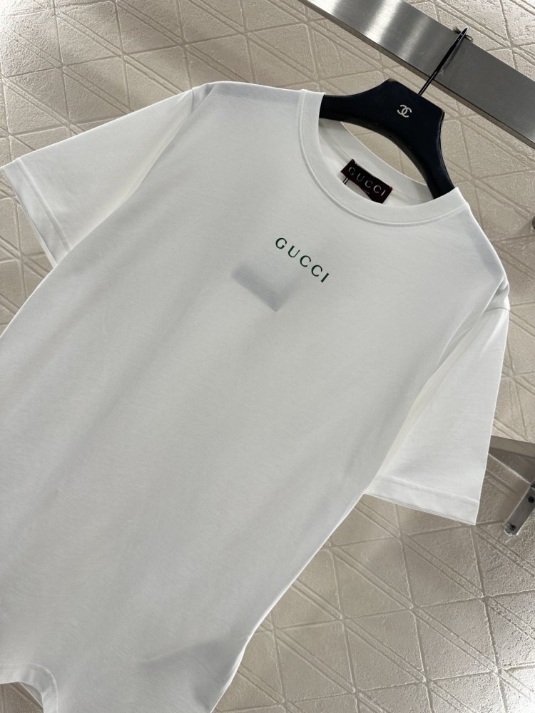 T-shirt women's фото 4