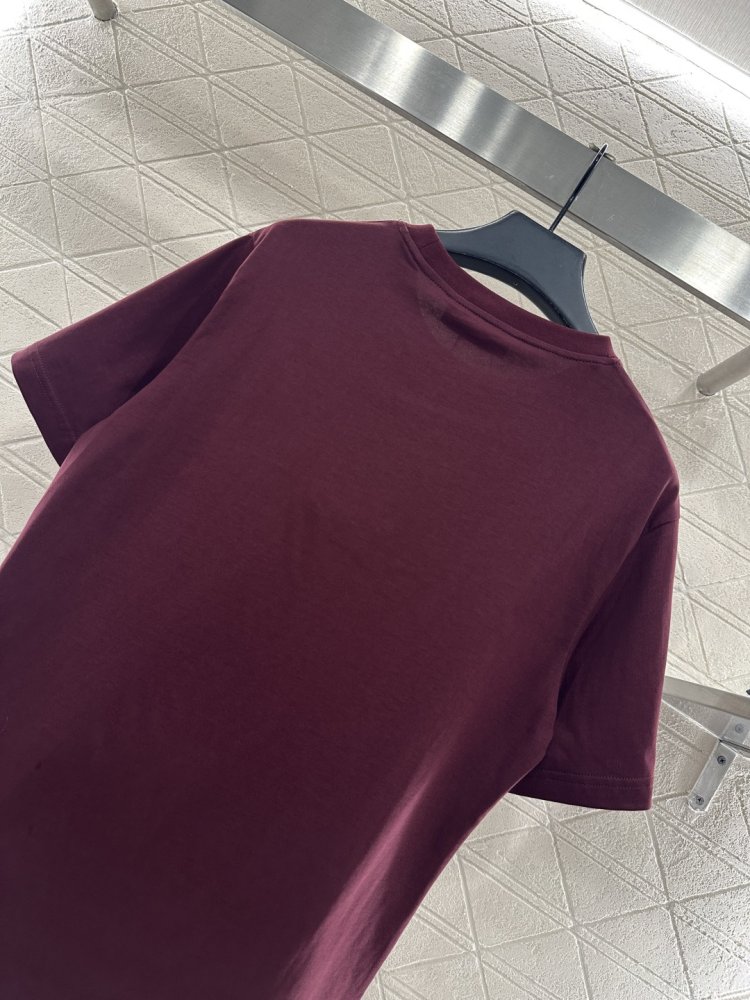 Футболка жіноча фото 4