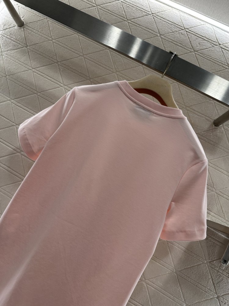 T-shirt women's фото 4