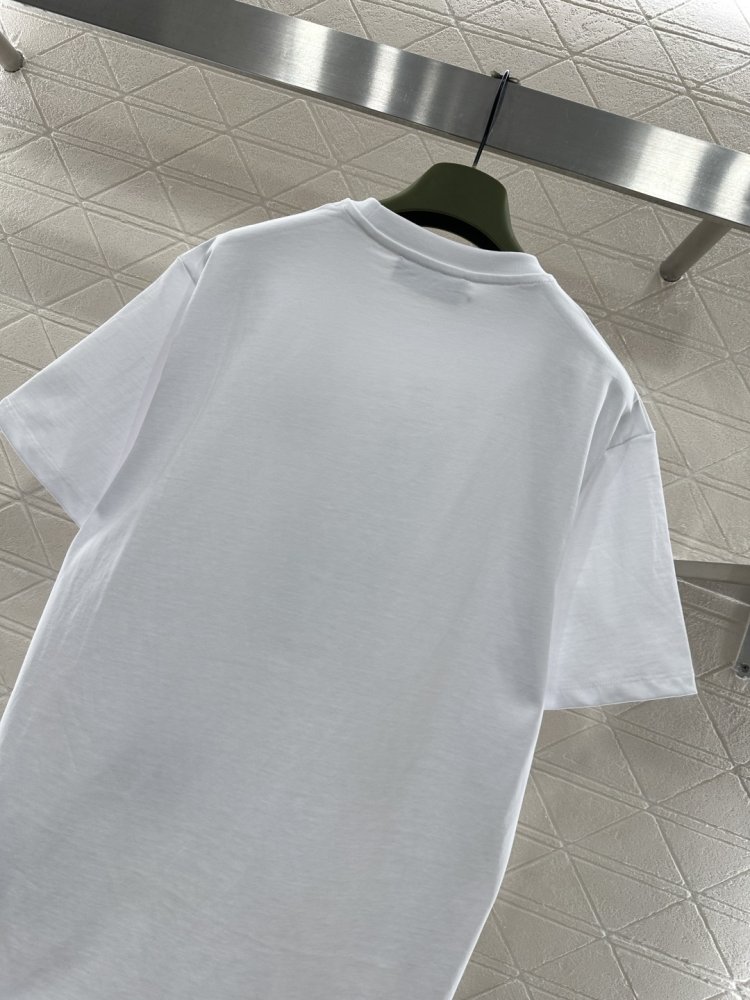 Футболка жіноча фото 4