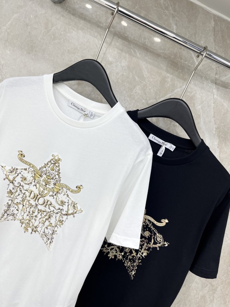 T-shirt women's фото 4