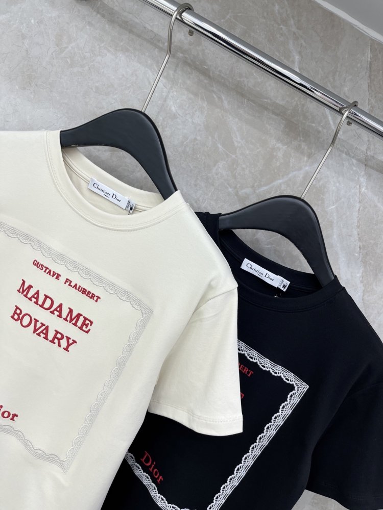 T-shirt women's фото 4