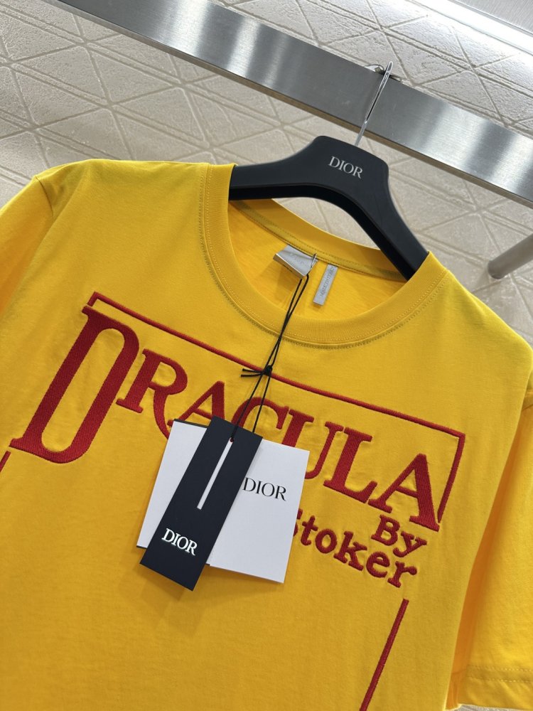 T-shirt women's фото 4