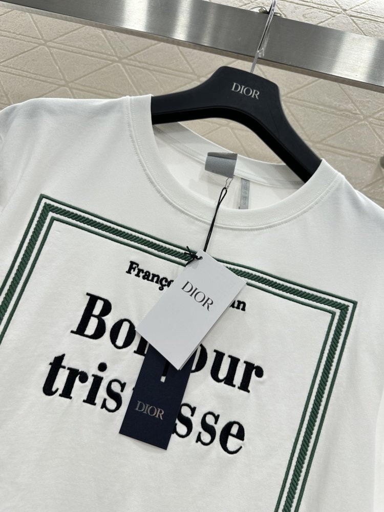 Футболка жіноча фото 4