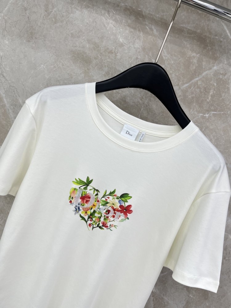 Футболка жіноча фото 4