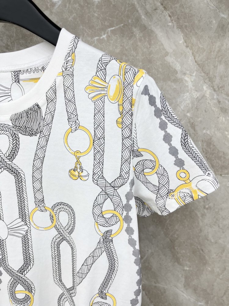 Футболка жіноча фото 4