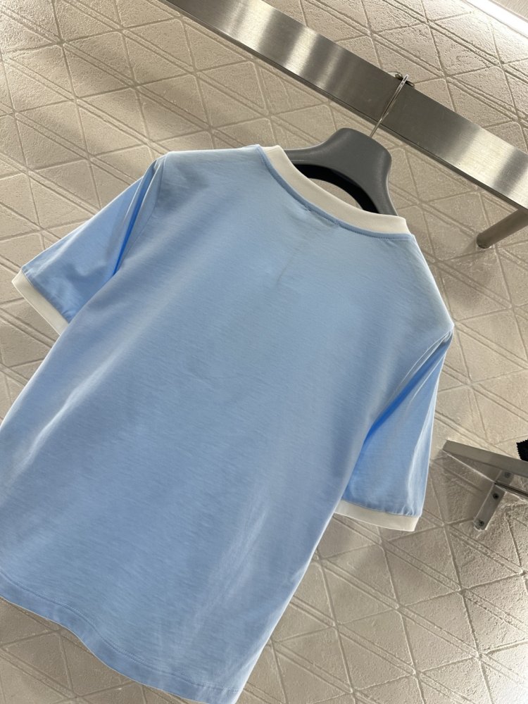 Футболка жіноча фото 4