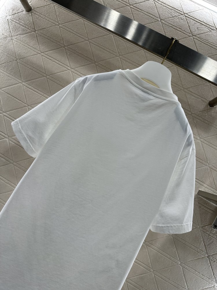 Футболка жіноча фото 4