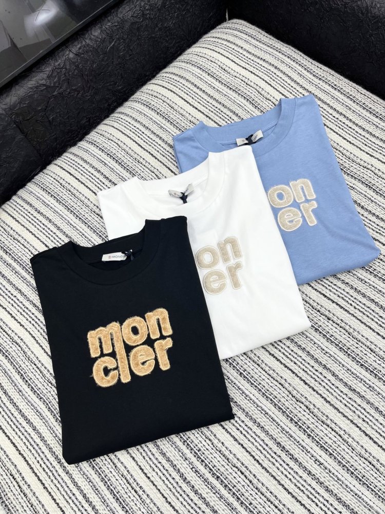 T-shirt women's фото 5