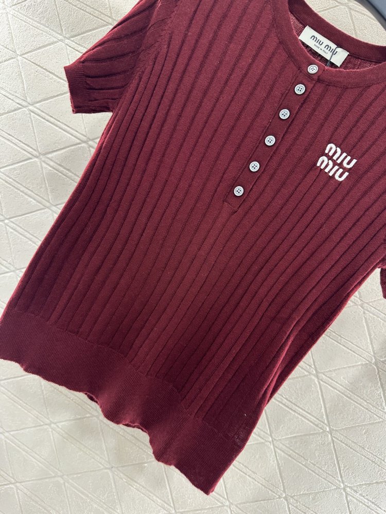 Футболка жіноча фото 5