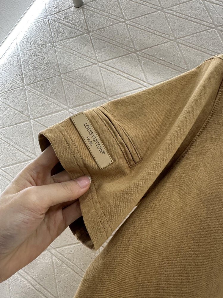 Футболка жіноча фото 5