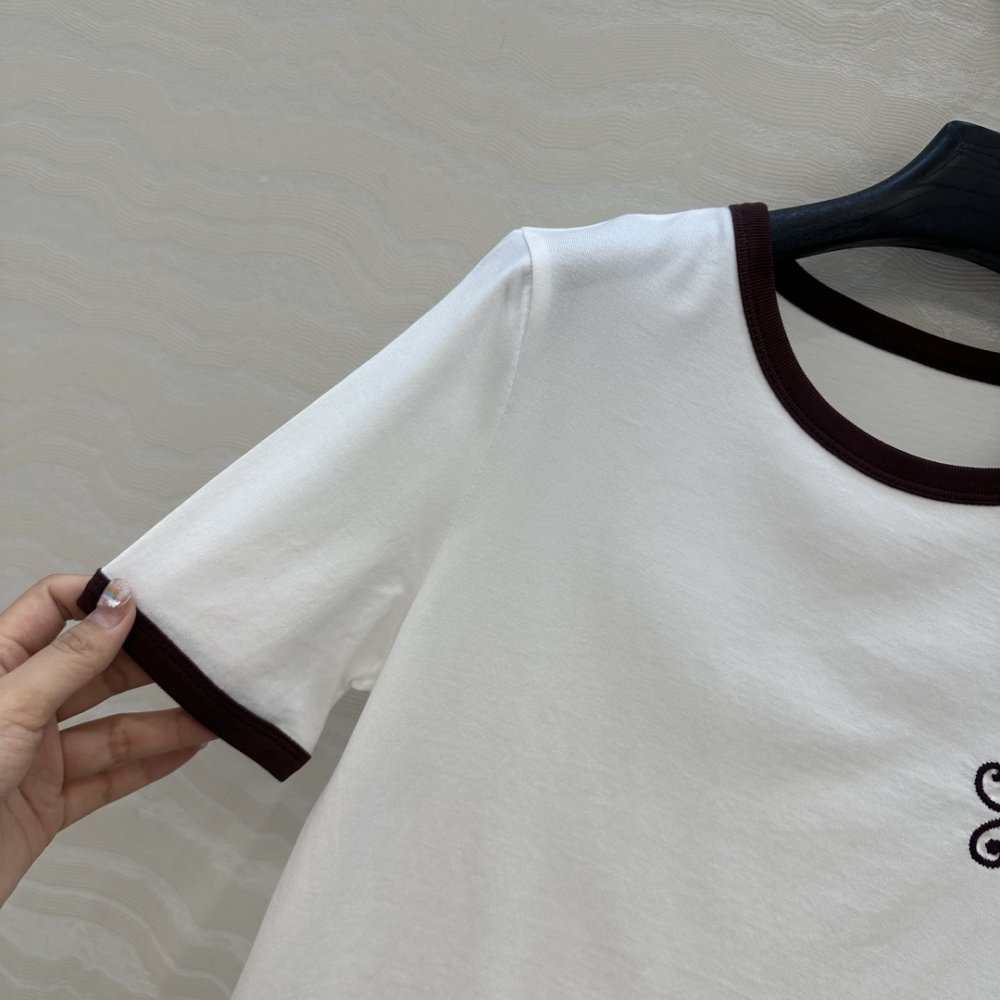 Футболка жіноча фото 5