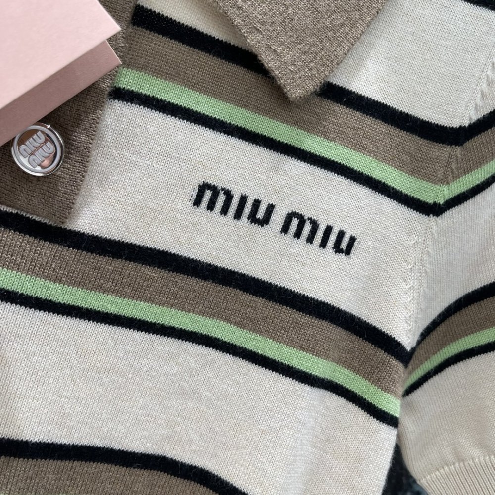 Футболка жіноча фото 5