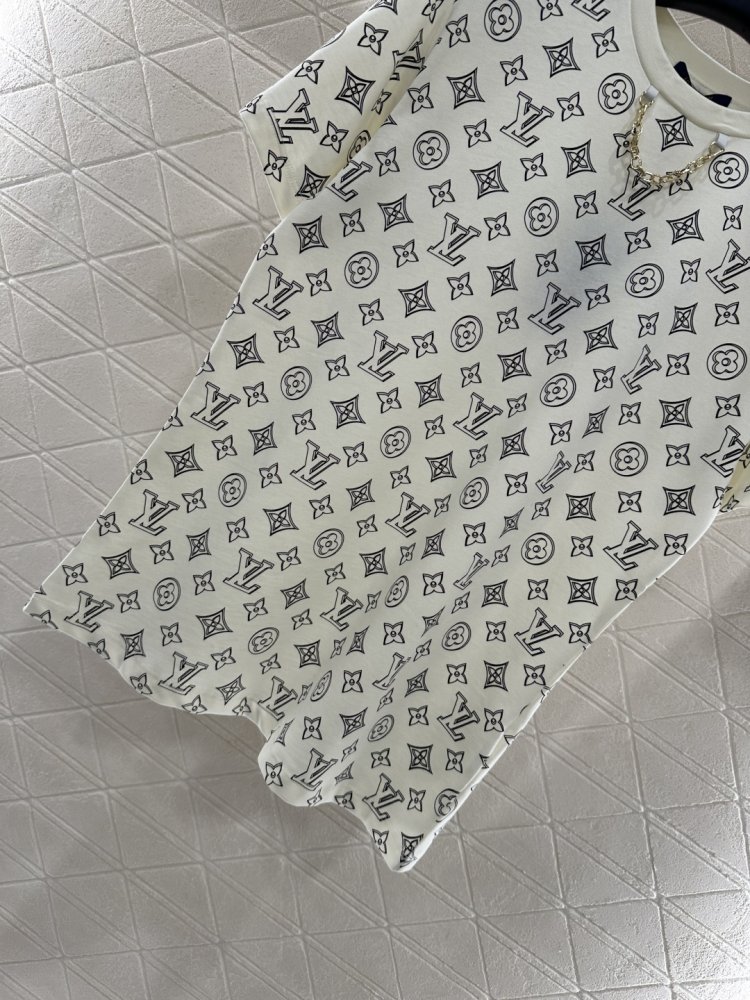 Футболка жіноча фото 5