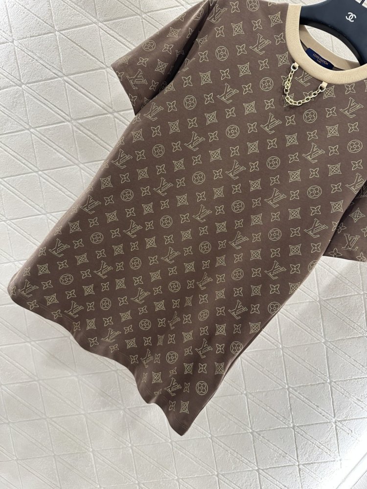 T-shirt women's фото 5