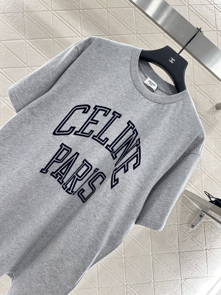 T-shirt women's фото 5