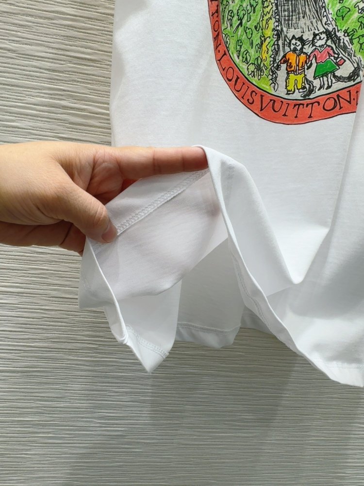 Футболка жіноча фото 5