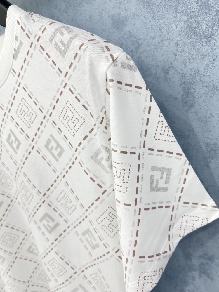 Футболка женская фото 5