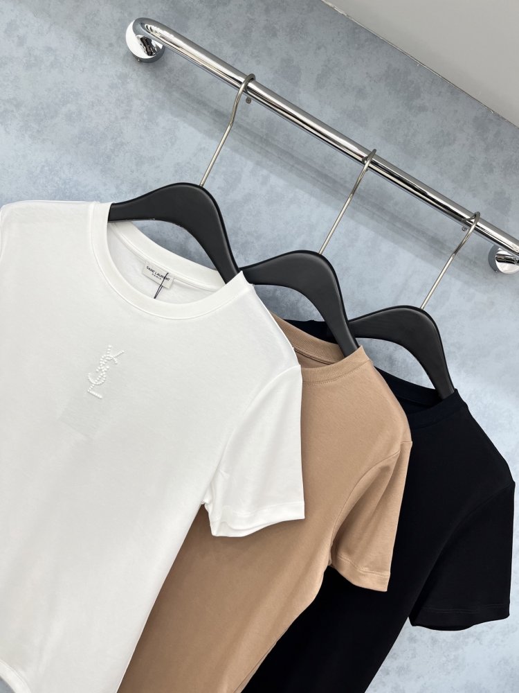 T-shirt women's фото 5