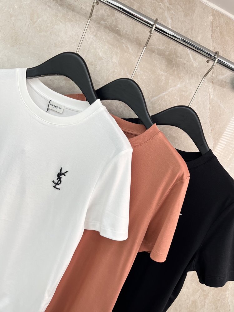 T-shirt women's фото 5