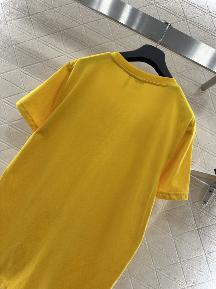 T-shirt women's фото 5