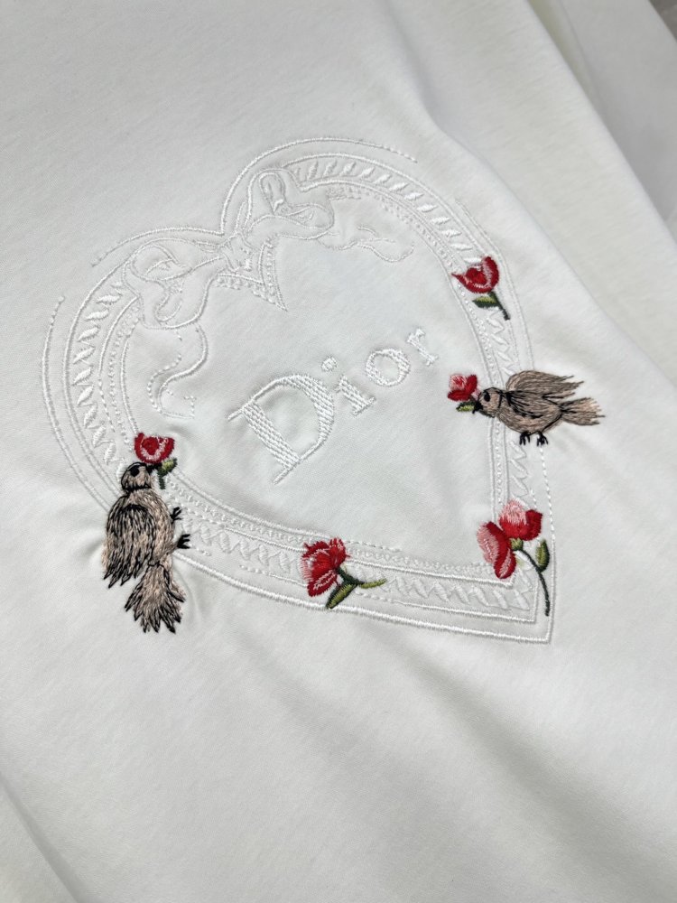 Футболка женская фото 5