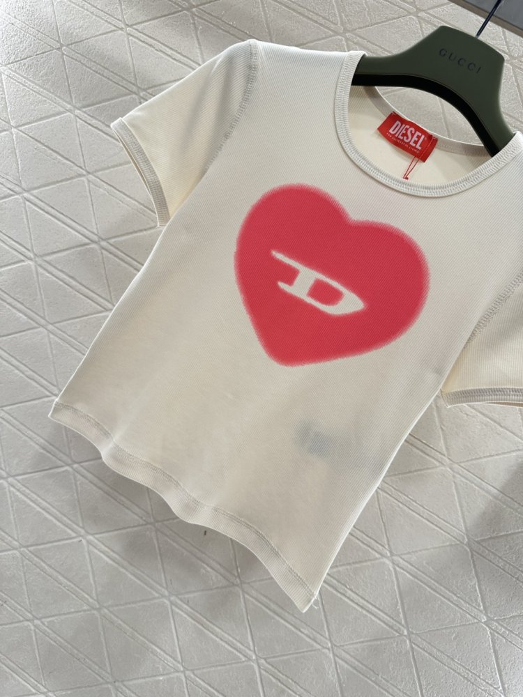 T-shirt women's фото 5