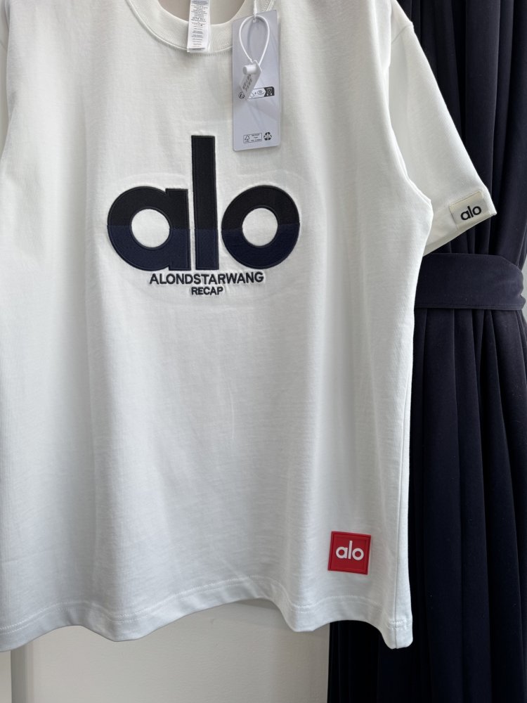 Футболка женская фото 5