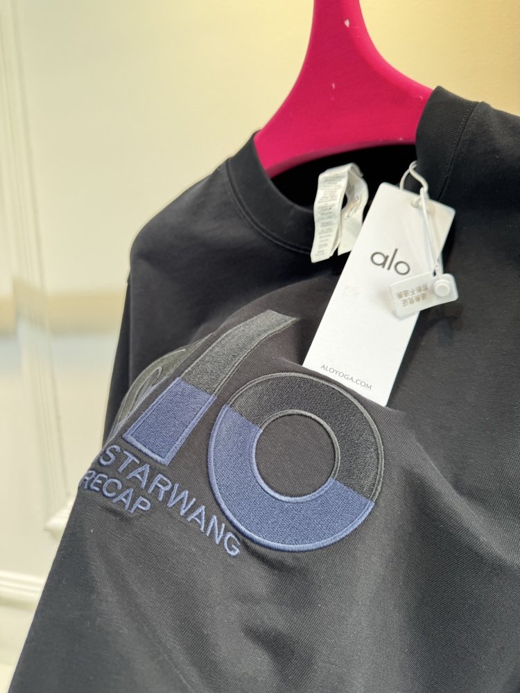 Футболка женская фото 5