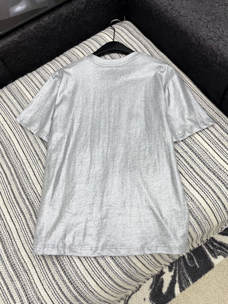 T-shirt women's фото 6