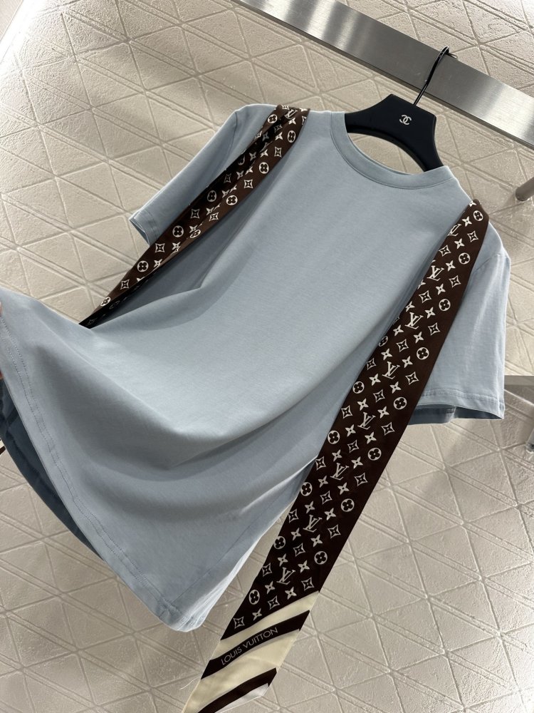 Футболка жіноча фото 6