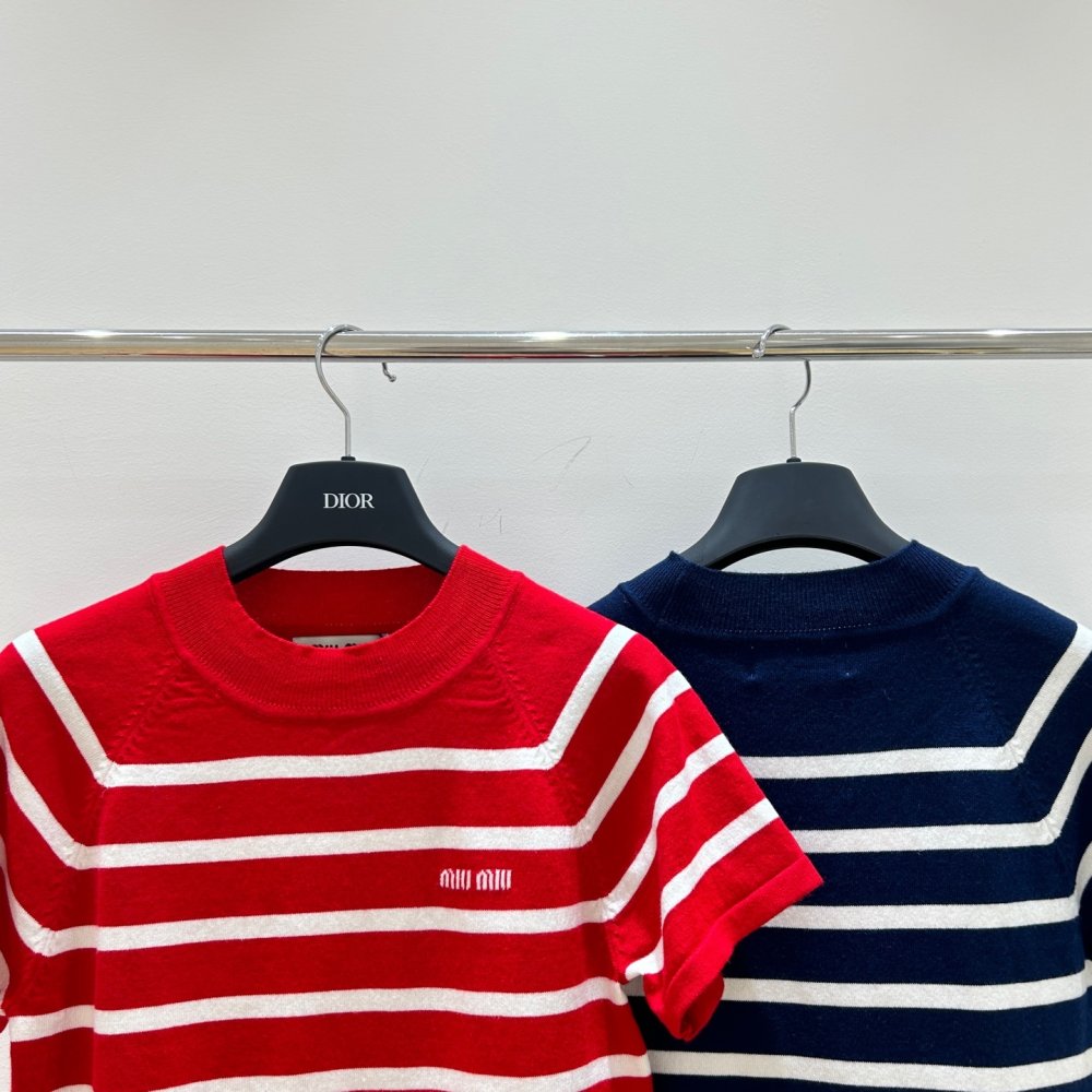 T-shirt women's фото 6